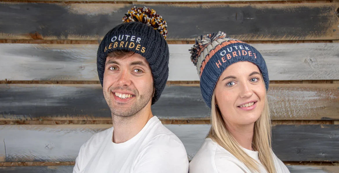 Outer Hebrides Navy Bobble - Image 3